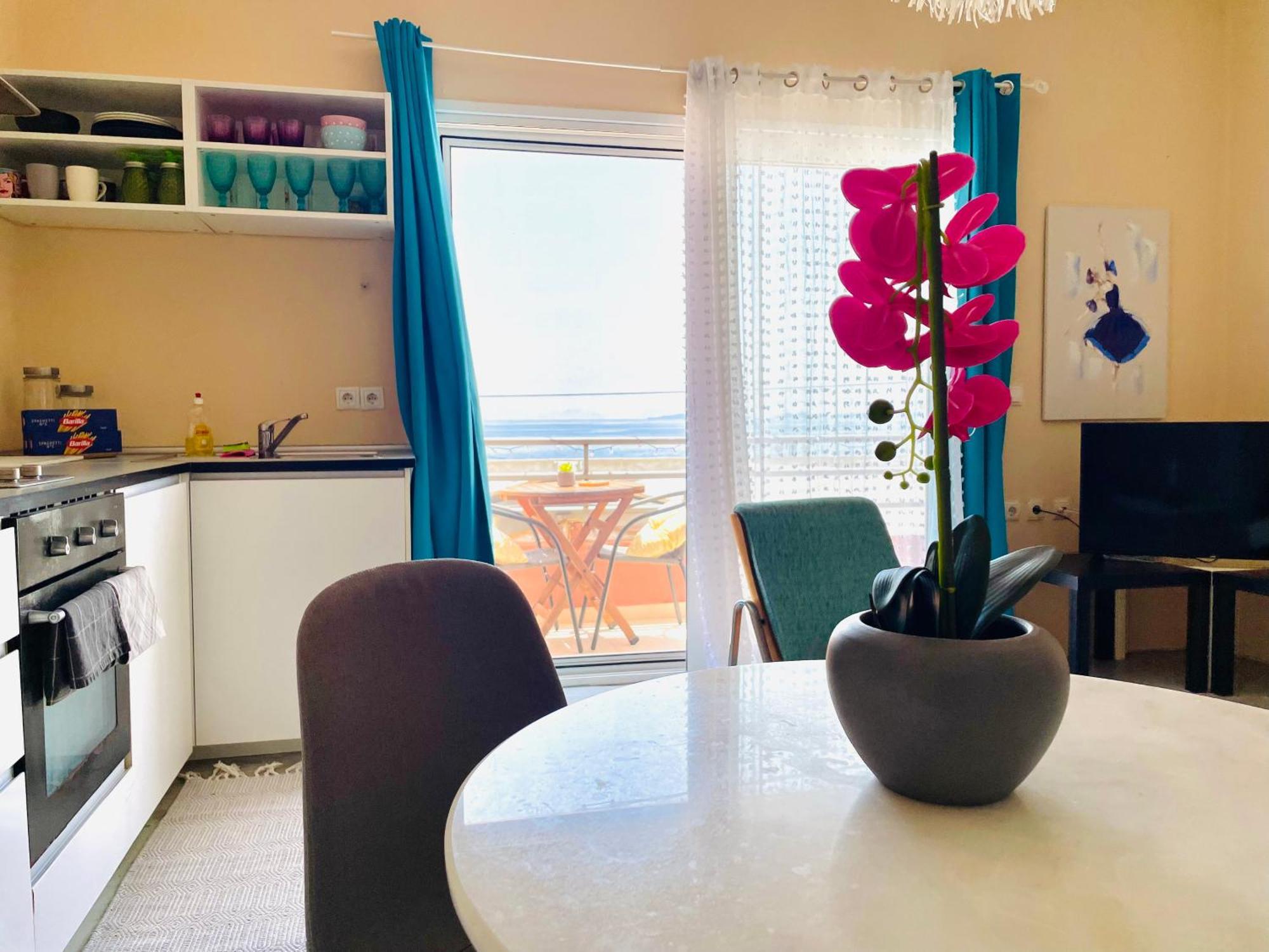 Ocean Eyes Apartment *